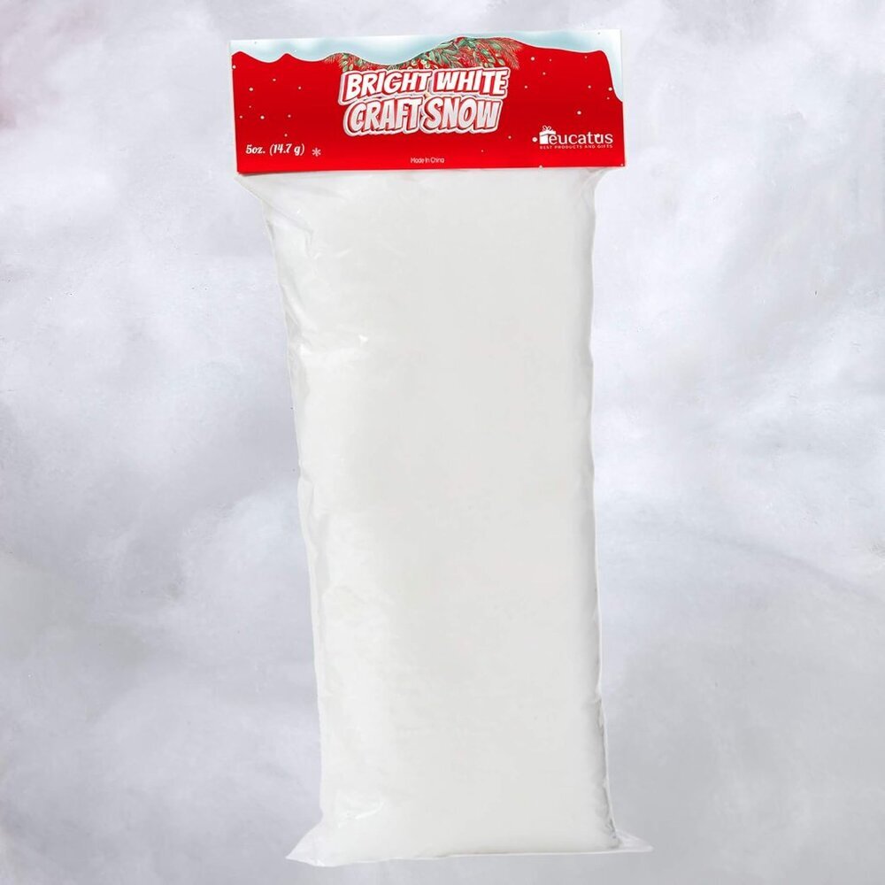 Super Realistic Indoor 15 sqft Cotton-Like Fluffy Snow for Winter Mantle Village
